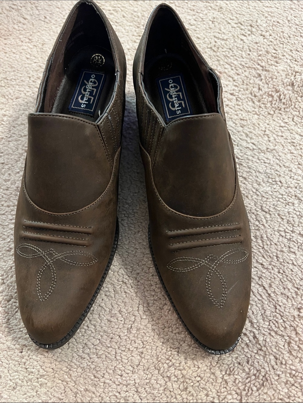 955 Originals Dark Brown Slip-On Loafers with Decorative Stitching 8.5 like new